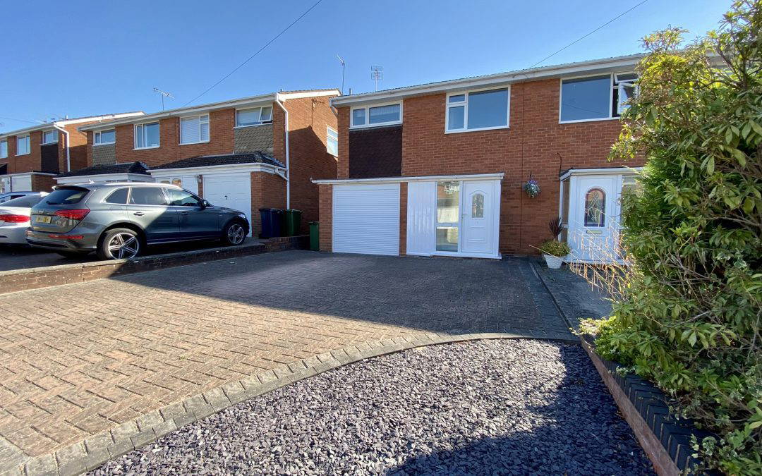 TO LET – PRIOR CLOSE, KIDDERMINSTER £1,200PCM